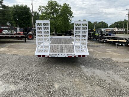 Buy 2023 Diamond C Trailer